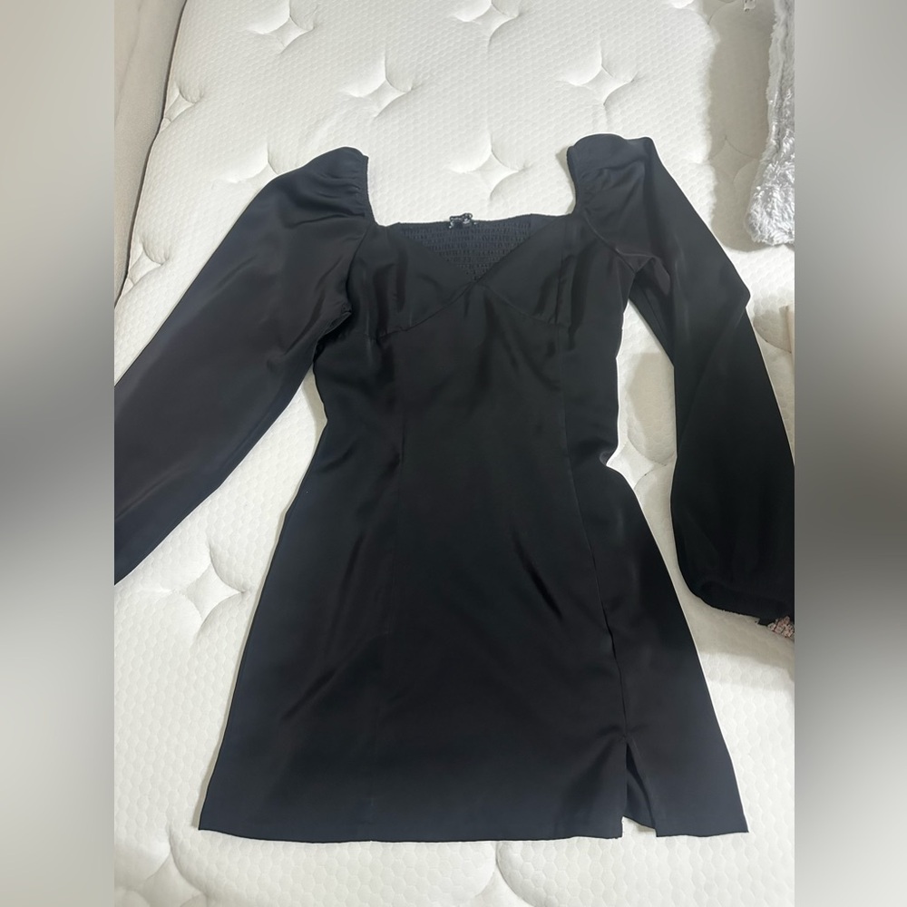 Kendall & kylie black dress